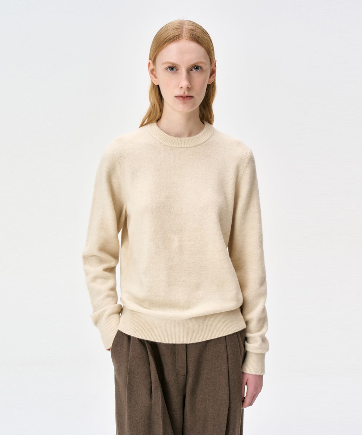 리디피(RIDIFI) 라운드 넥 울 블렌드 스웨터 (beige)