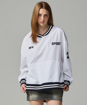 26 자수 스포티 저지 맨투맨 화이트