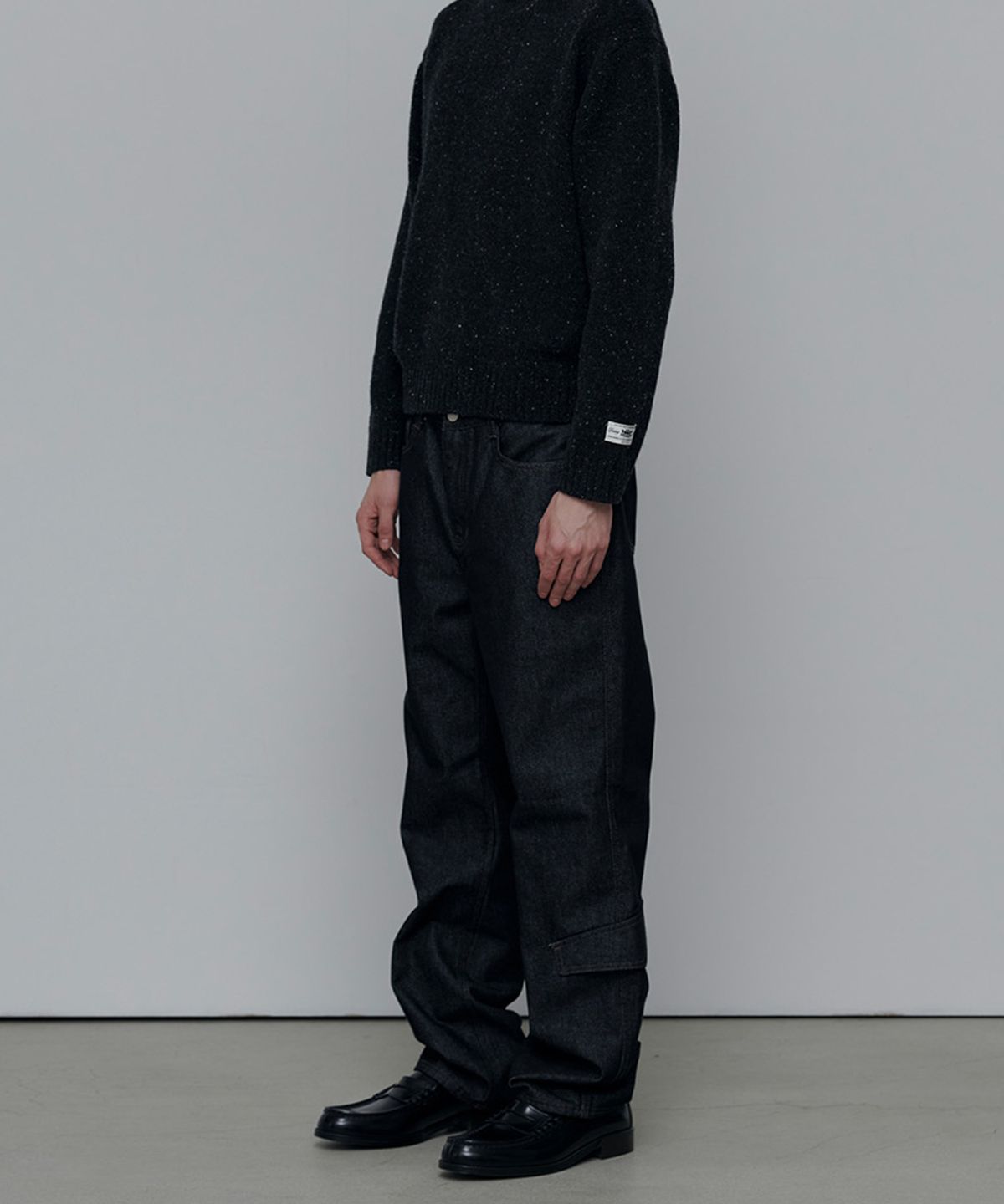 애니타임로릭(ANYTIME LOREAK) CLOVER POCKET PANTS-BLACK
