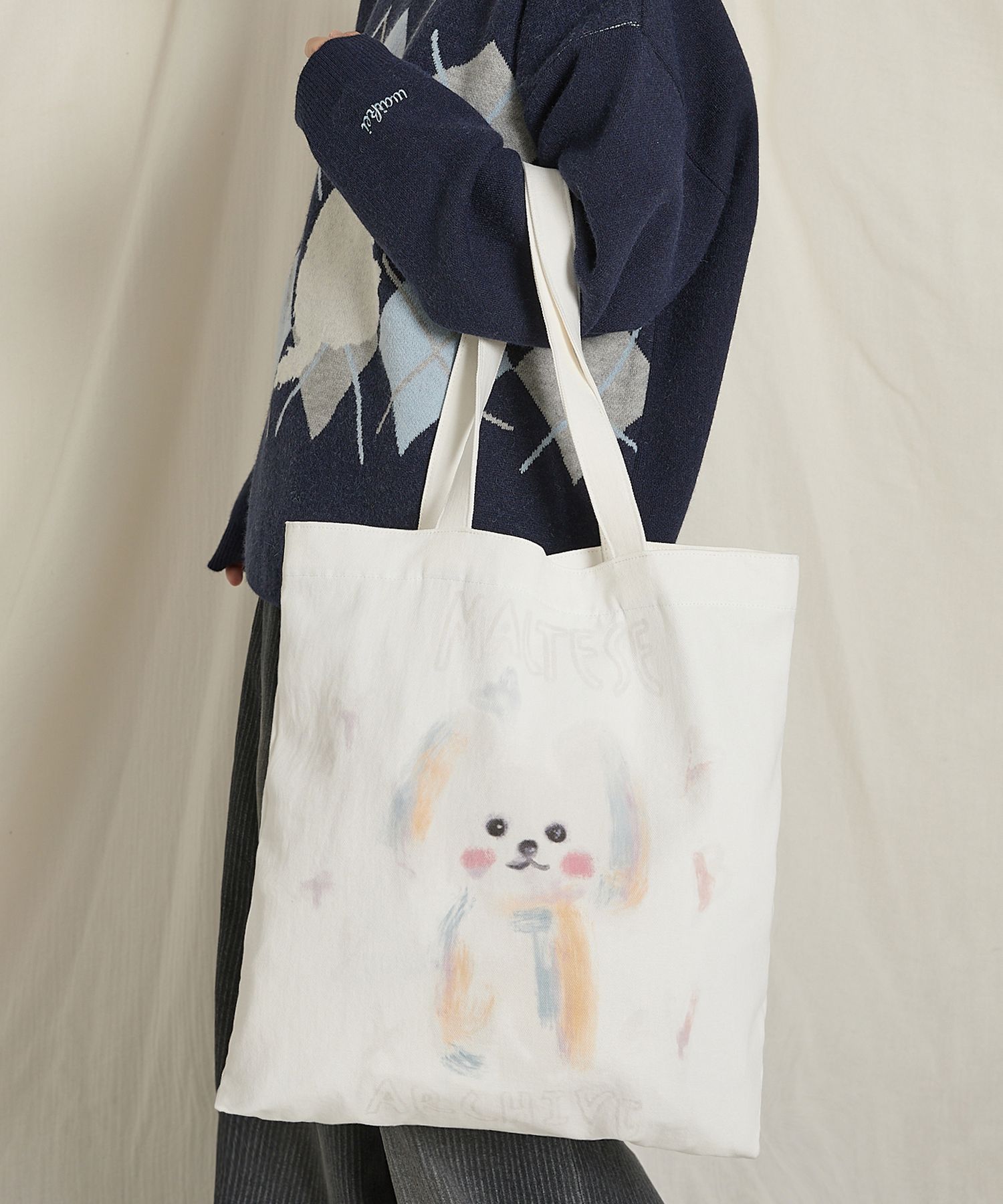 ★Wai Kei★ Bonvoyage Maltese Eco Bag Ivory Ver2 YKBD01AC03- MUSINSA | WAI KEI Oil Painting Maltese Eco Bag Ivory