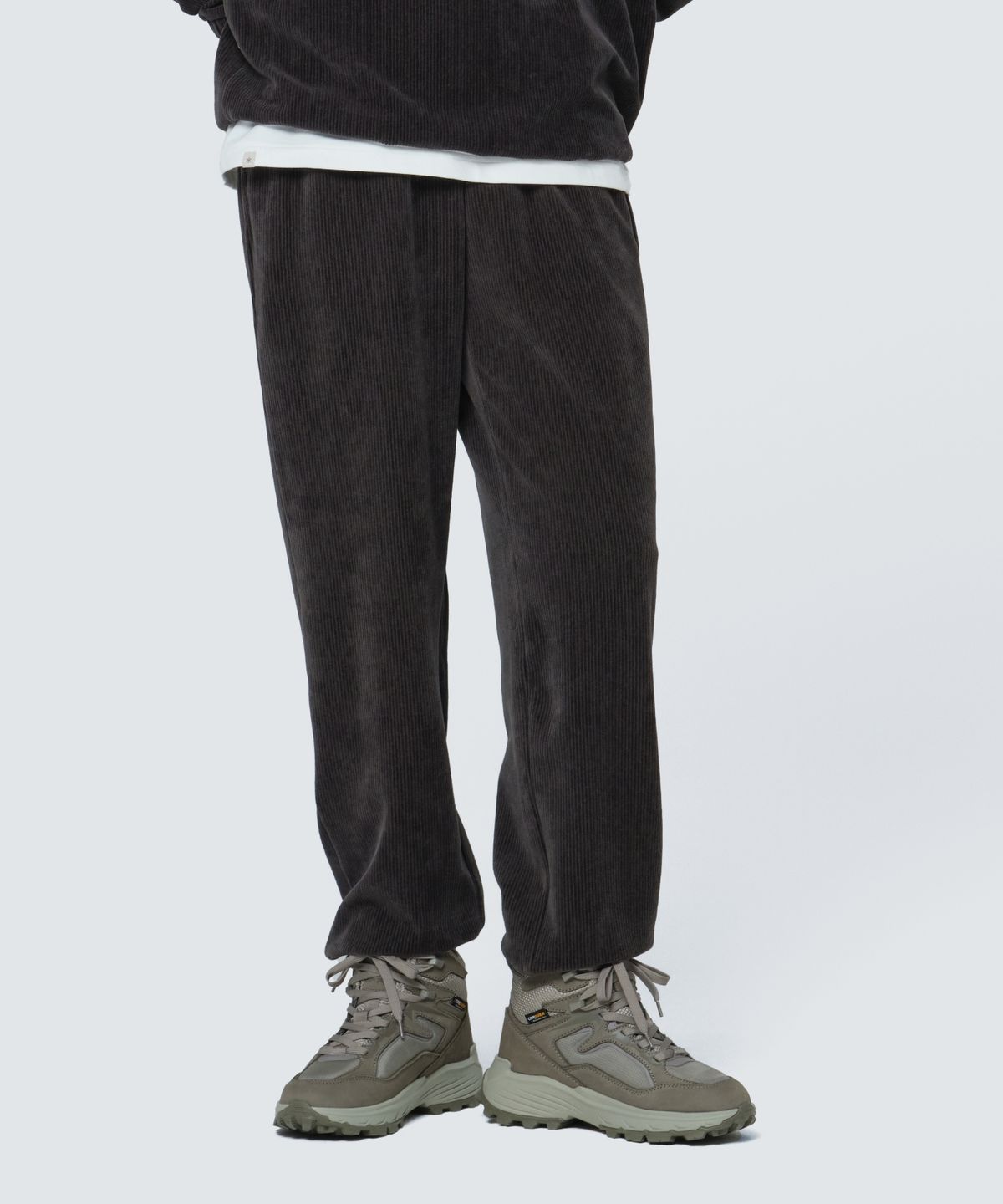 스노우피크 어패럴(SNOWPEAK APPAREL) 코듀로이 여성 조거 팬츠 (S24WWFFP71) Dark Charcoal