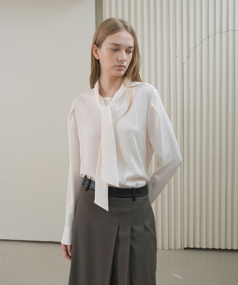 TIE BLOUSE / IVORY