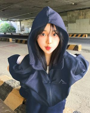 [330g] 피그먼트 2way Peak-Logo 후드집업 (JQ5TZU612NA)