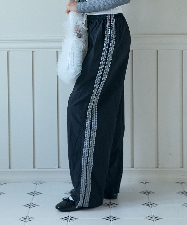 LACE TRACK PANTS_BLACK