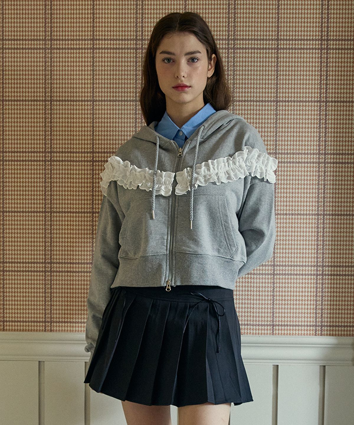 핑크파인애플(PINK PINEAPPLE) FRILL HOODED ZIP UP _GREY