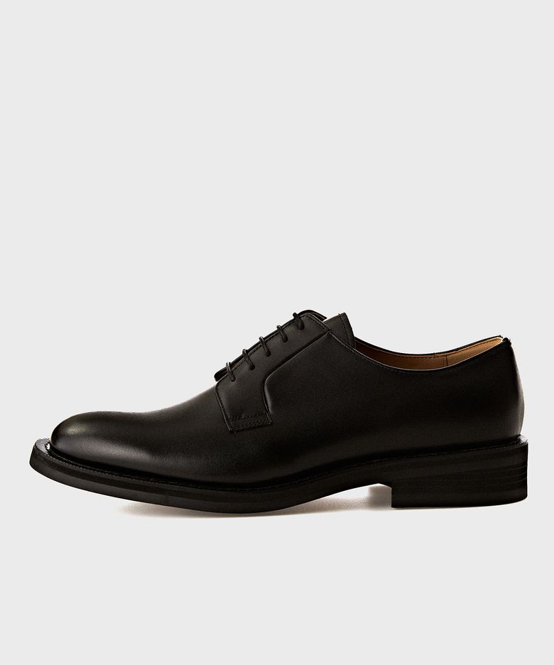 EDWARD BLACK [VIBRAM]