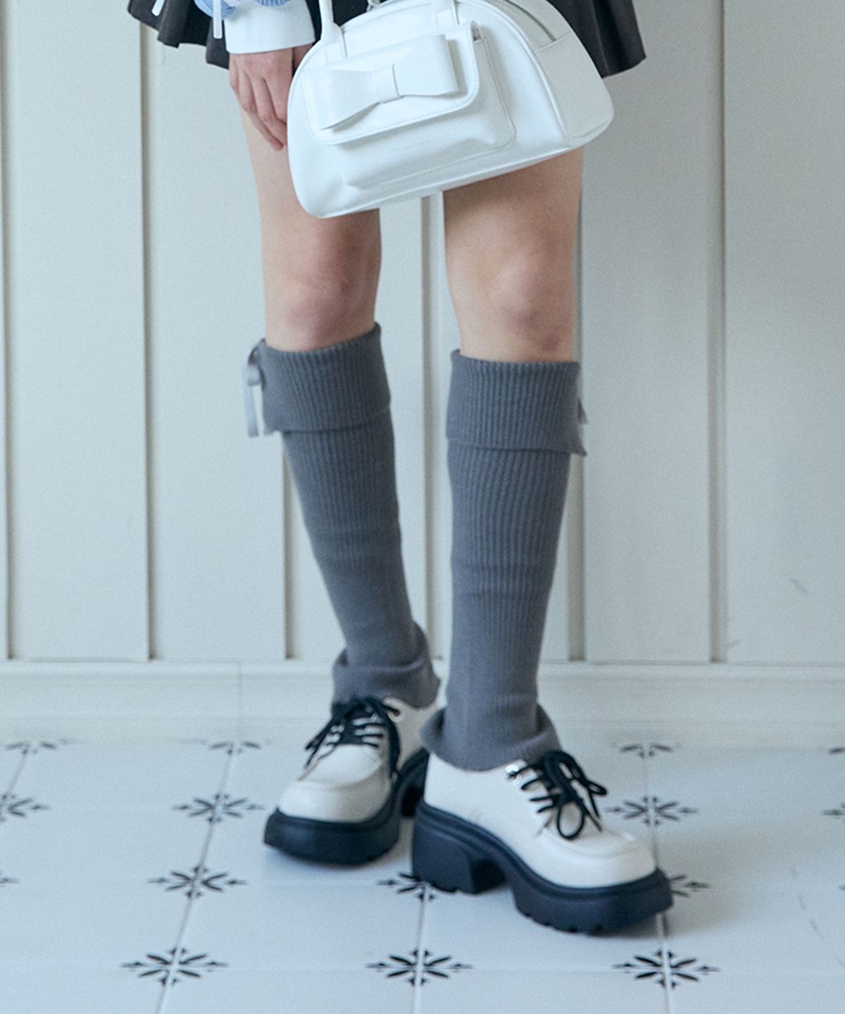 핑크파인애플(PINK PINEAPPLE) BALLET CUFFED LEG WARMER_CHARCOAL