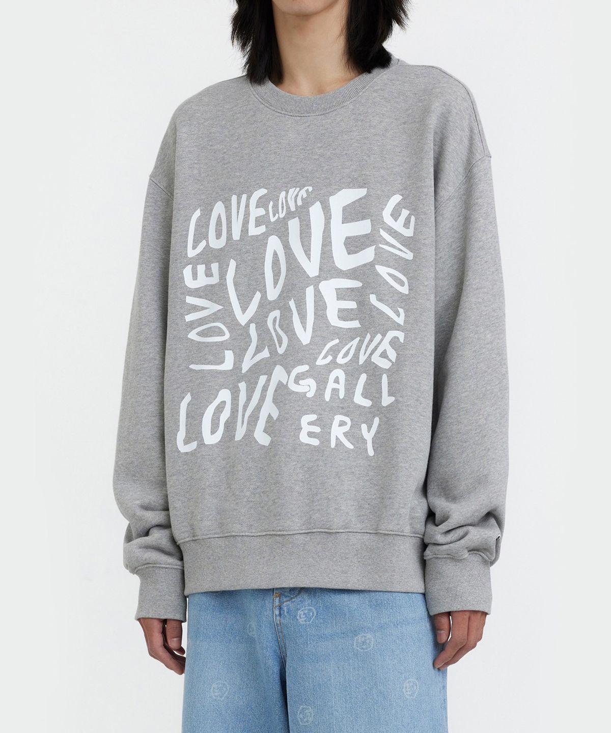 1011갤러리(1011 GALLERY) Love Graphic Long Sweatshirt