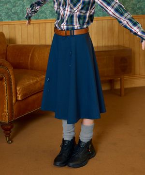 BUTTON FLARED SKIRT / navy