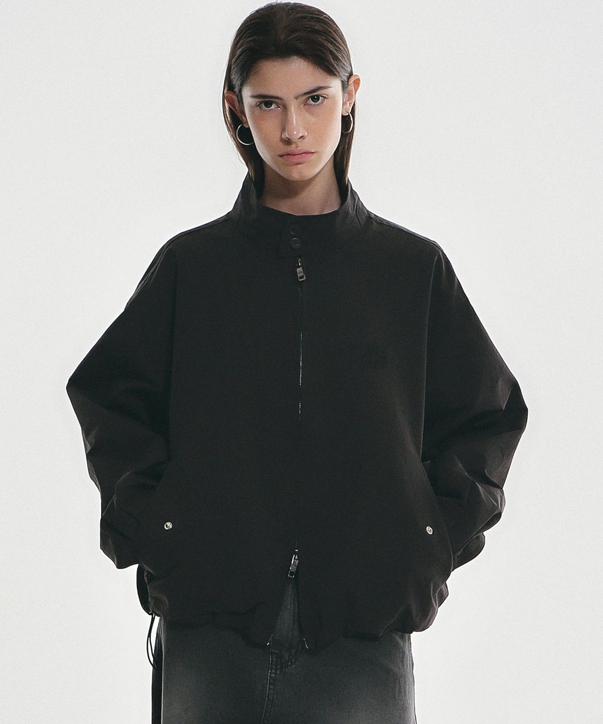 닉앤니콜(NICK&NICOLE) NICOLE TWO WAY WIND BARACUTA JUMPER_BLACK