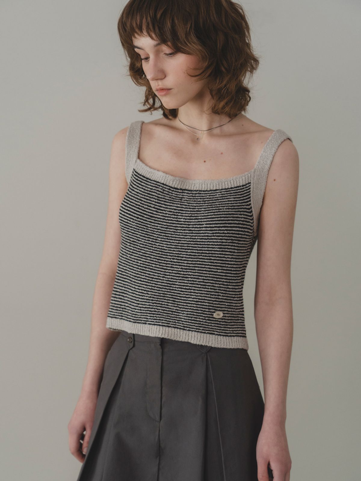 더미튼(THEMITTEN) Chocochip knit sleeveless (oreo stripe)