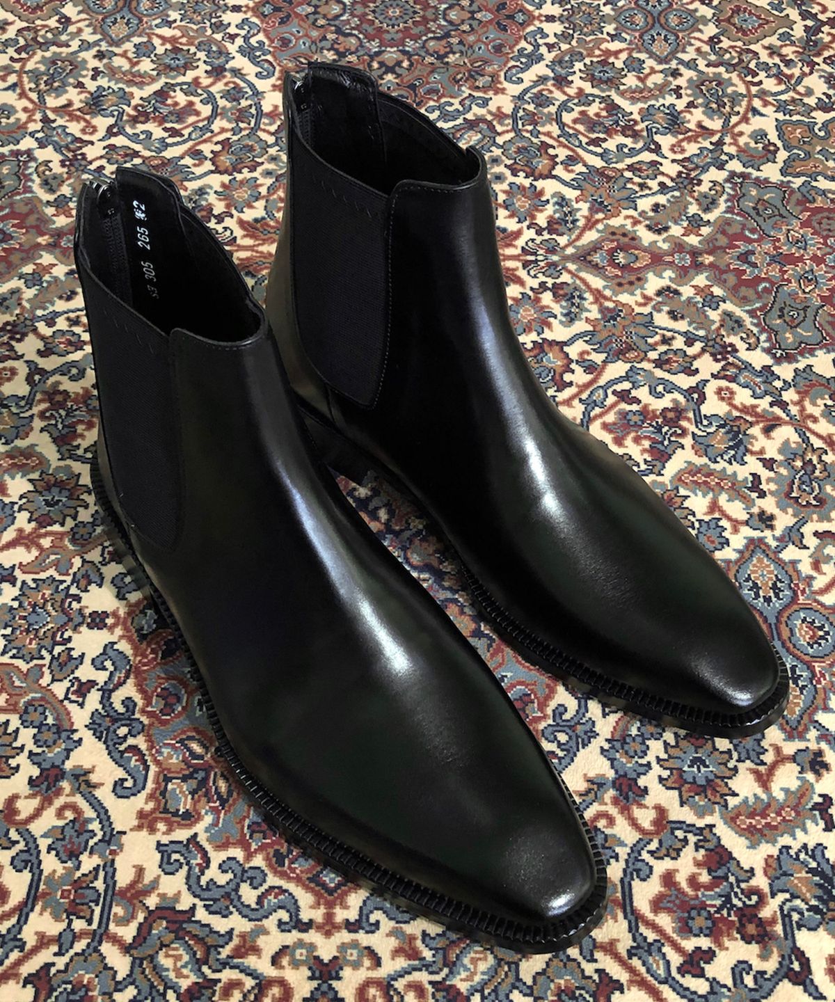 조앤슈(JOENSHOE) 백지퍼 릴 첼시부츠 블랙
