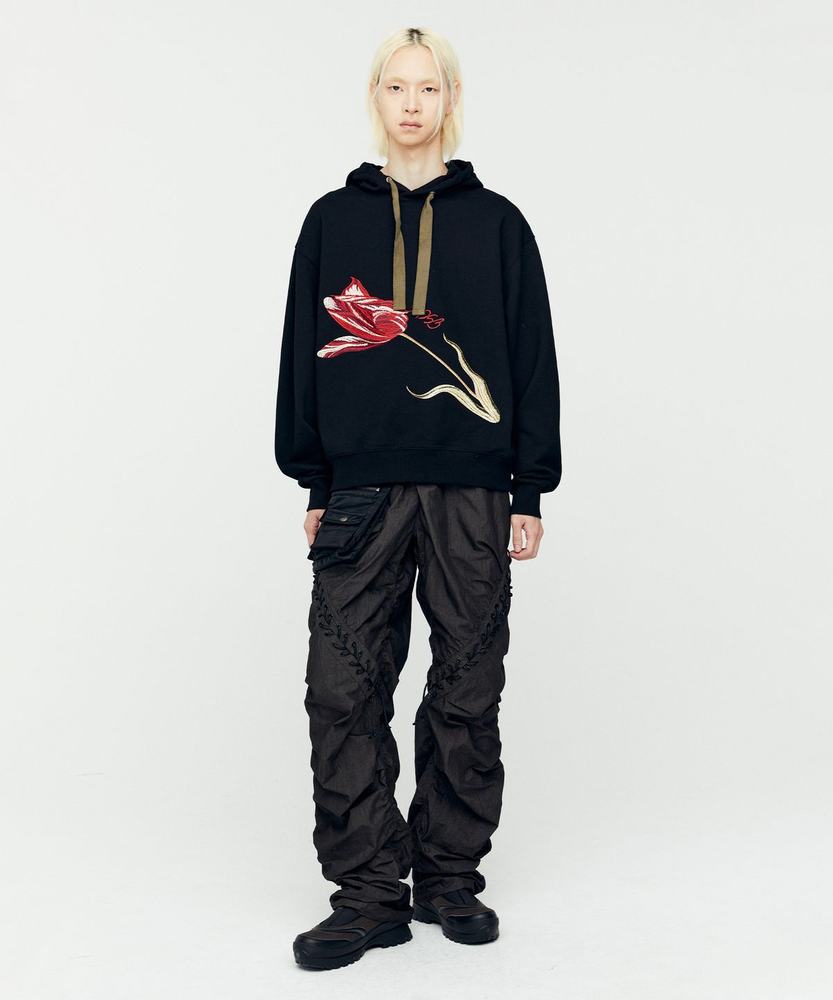 앤더슨벨(ADSB ANDERSSON BELL) (에센셜) ADSB 플로어 후디 atb1146u(BLACK)