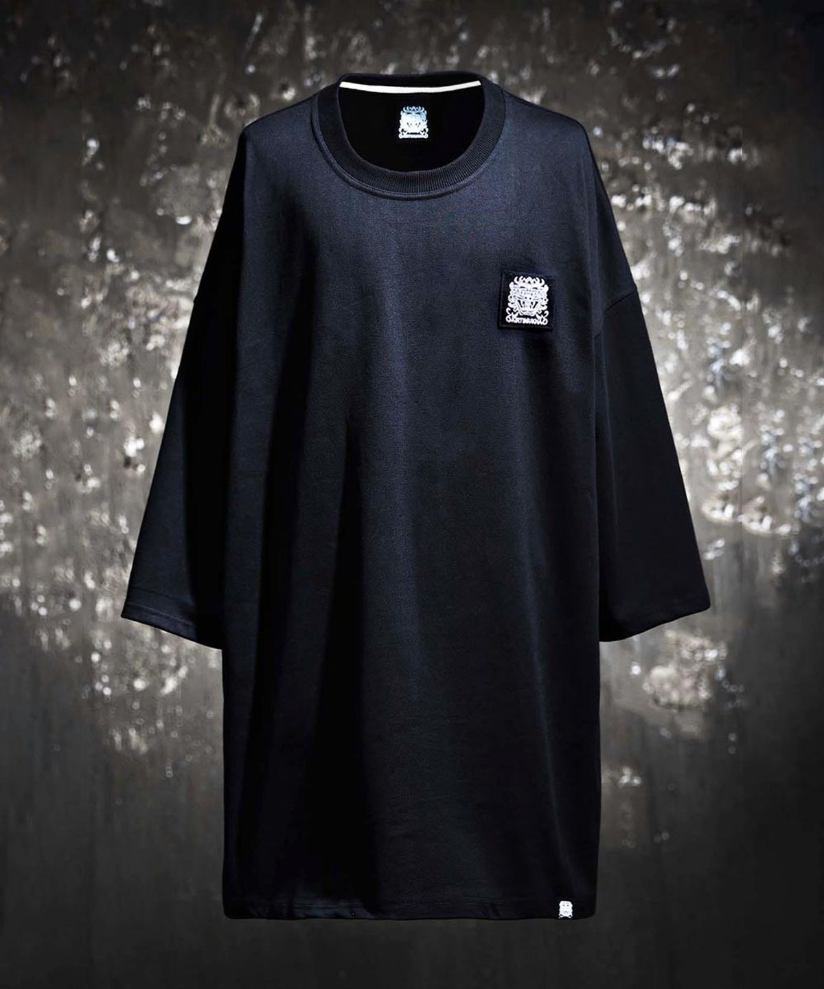 키르티무카(KIRTIMUKHA) 로고 패치 10XL 오버사이즈 티셔츠 블랙