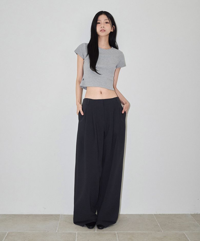 [에센셜] 베이스 크롭 티 (그레이)