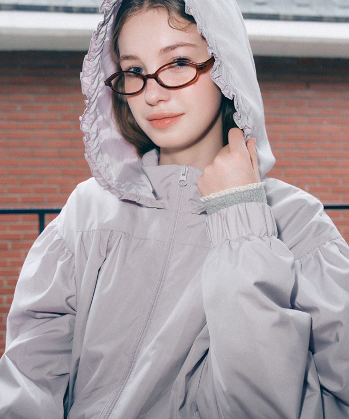 론론(RONRON) PENDANT FRILL HOODIE WIND JUMPER GREY