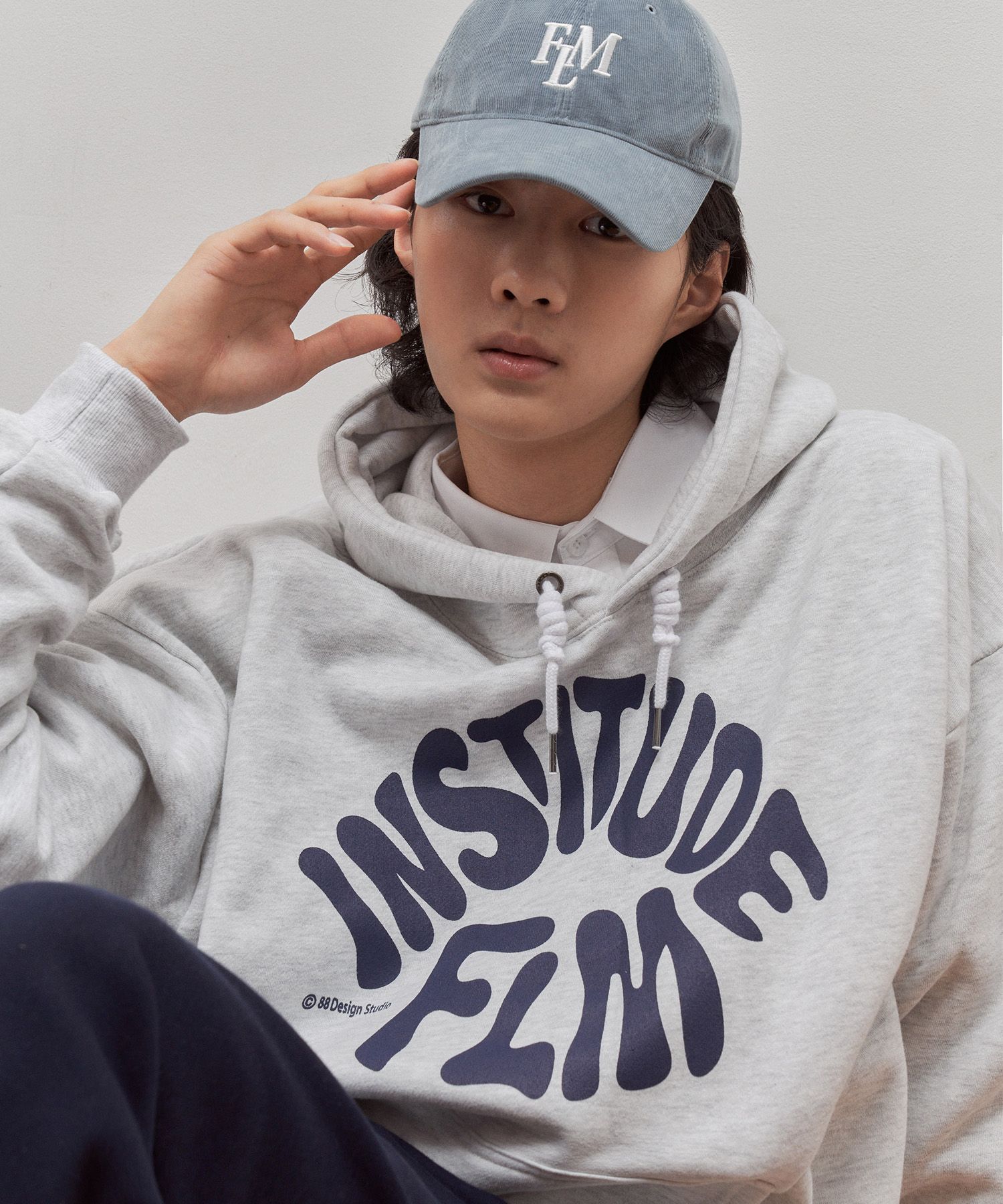 MUSINSA | FILLUMINATE [FW] Overfit Graffiti Logo Hoodie