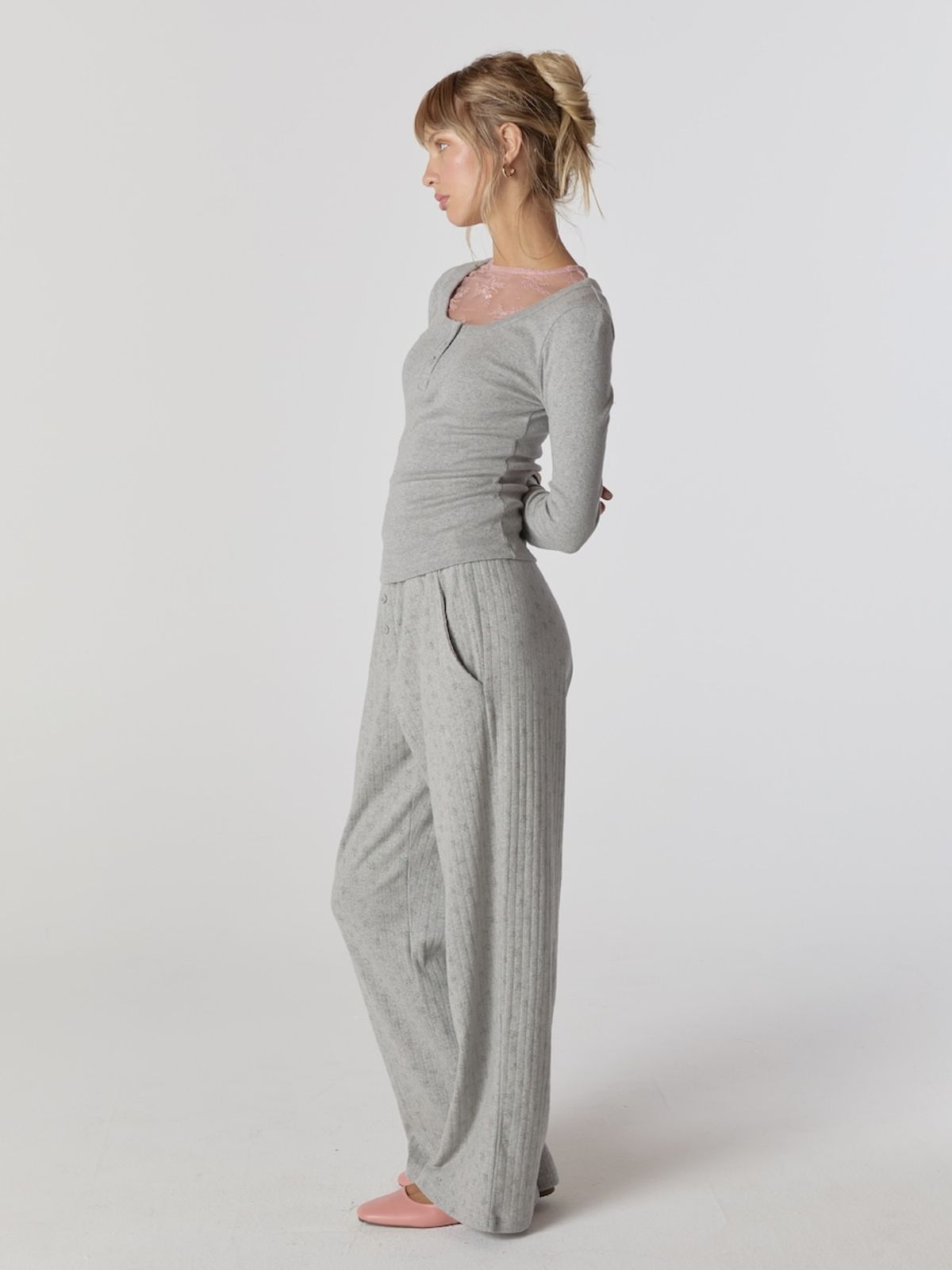 글로니(GLOWNY) PROVINCE EYELET PANTS (FOG BOUQUET)