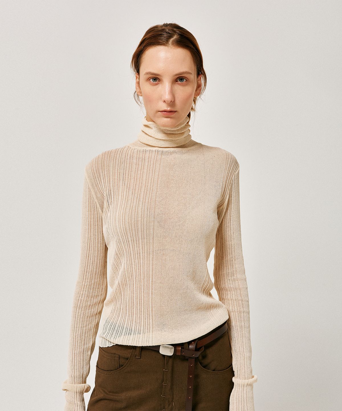 라벨아카이브(LABELARCHIVE) W Eli rib turtleneck ivory