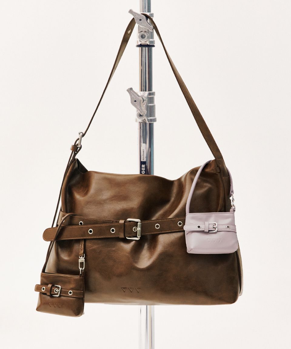 VVV ■ [SET] Buckle Hobo Shoulder Crossbody Bag MUSINSA公式 | VVV [SET] Buckle Hobo Shoulder Crossbody Bag _