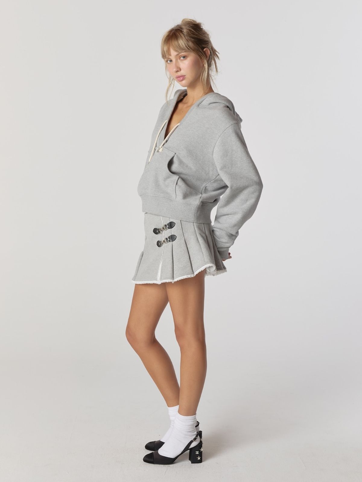 글로니(GLOWNY) CIAO BUCKLE MINI SKIRT (GRAY)