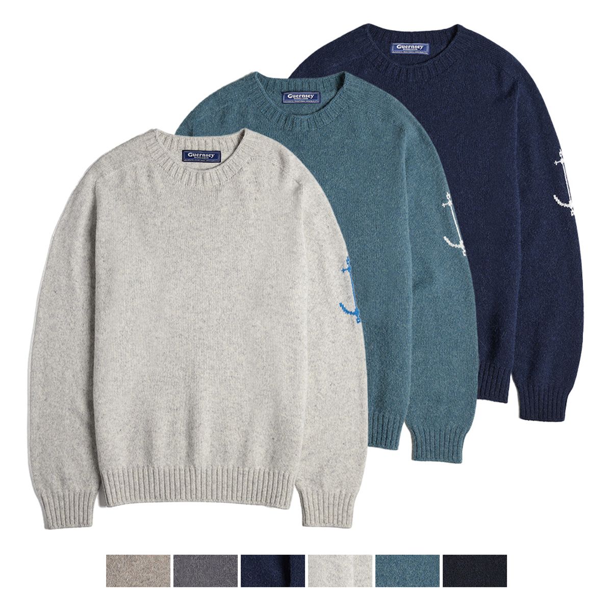 건지 울른스(Guernsey Woollens) 알파카 홀가먼트 크루넥 새들 스웨터 컬렉션