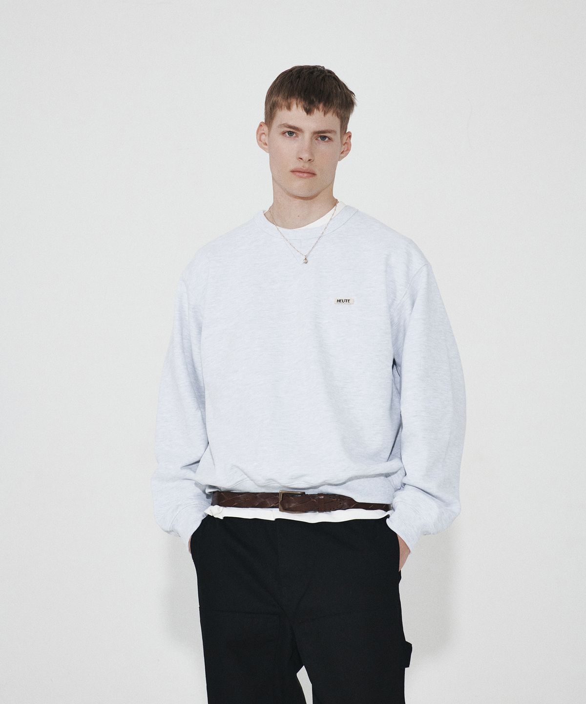 호이테(HEUTE) HEUTE SWEATSHIRT (M/GREY)