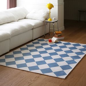 체크 무드 타일 디자인 인테리어 극세사 러그