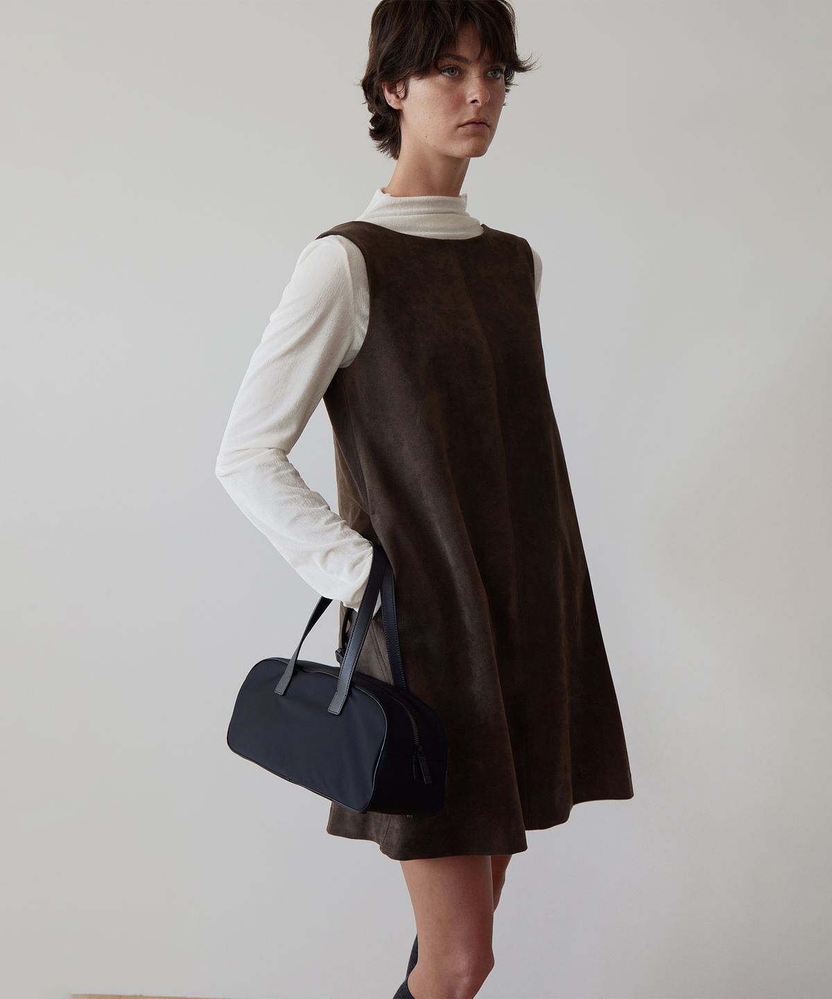 르바(LEVAR) Suede Stitch Mini Dress - Mocha Brown