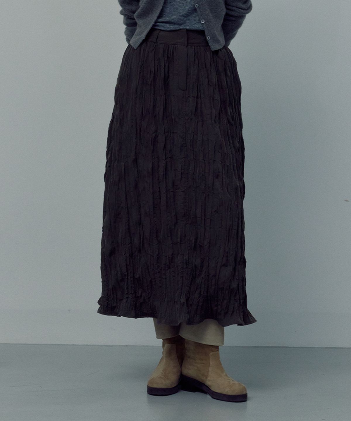 러브어스유(LOVEUSU) Flowing Zipper Pleats Skirt (Charcoal)