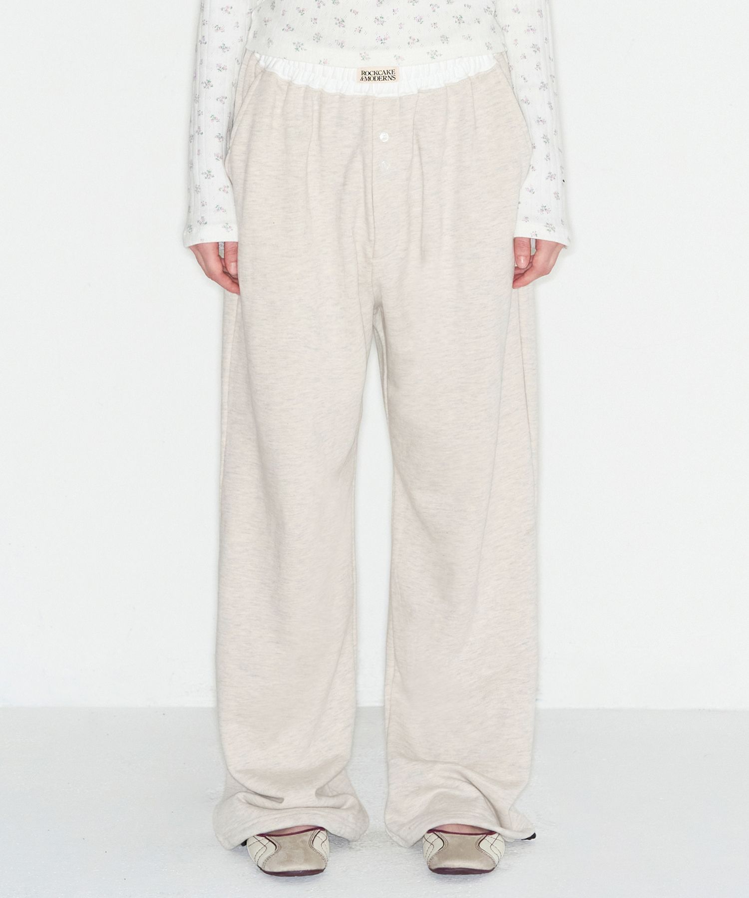 パンツ ROCKCAKE Waist Layerd 2way Jogger 5BMR0090 MUSINSA | ROCKCAKE Waist Layerd 2way Jogger - Oatmeal