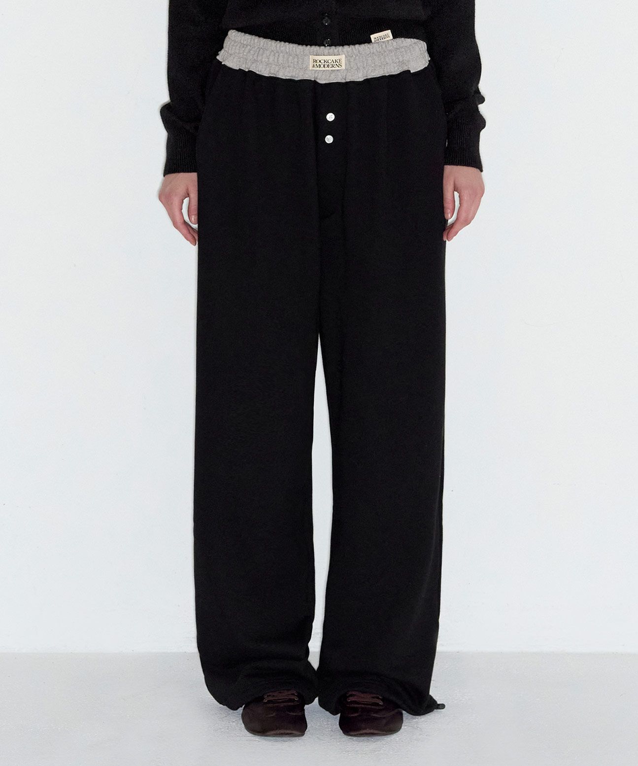 パンツ ROCKCAKE Waist Layerd 2way Jogger Black RC24PT04220 MUSINSA | ROCKCAKE Waist Layerd 2way Jogger - Black