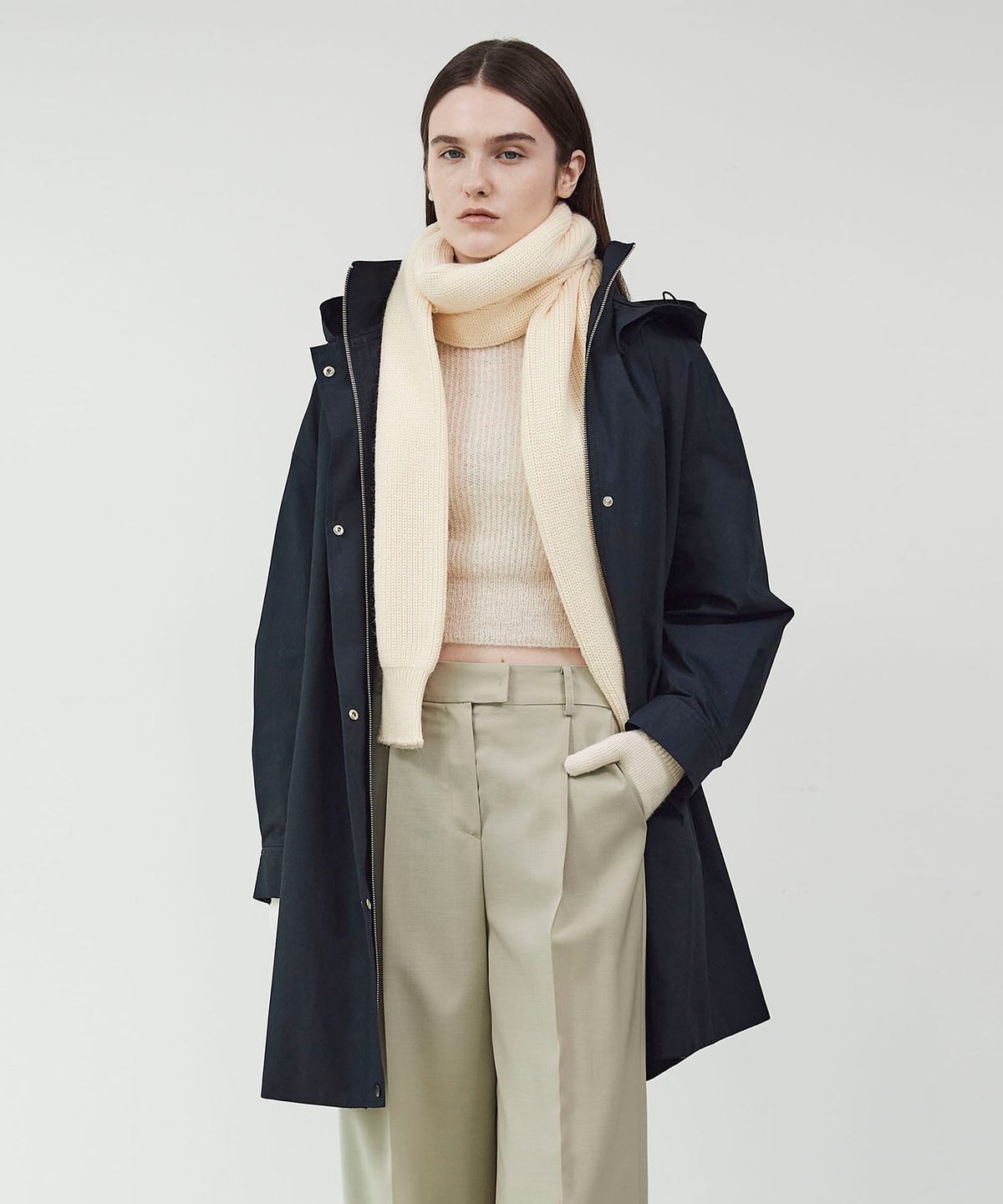 씨커슨(CKUSUN) SLEEVE KNIT MUFFLER - IVORY