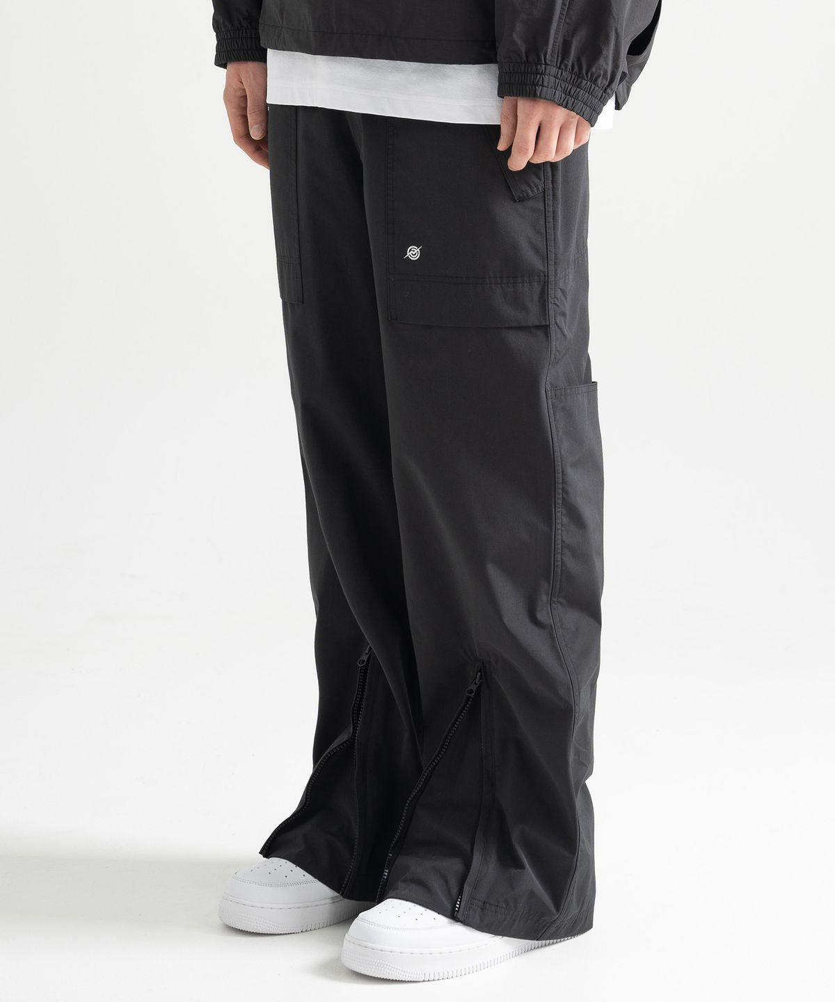 칼라파타르(KALAPATTHAR) Poly Cotton RIB Track Zip Pants - BLACK