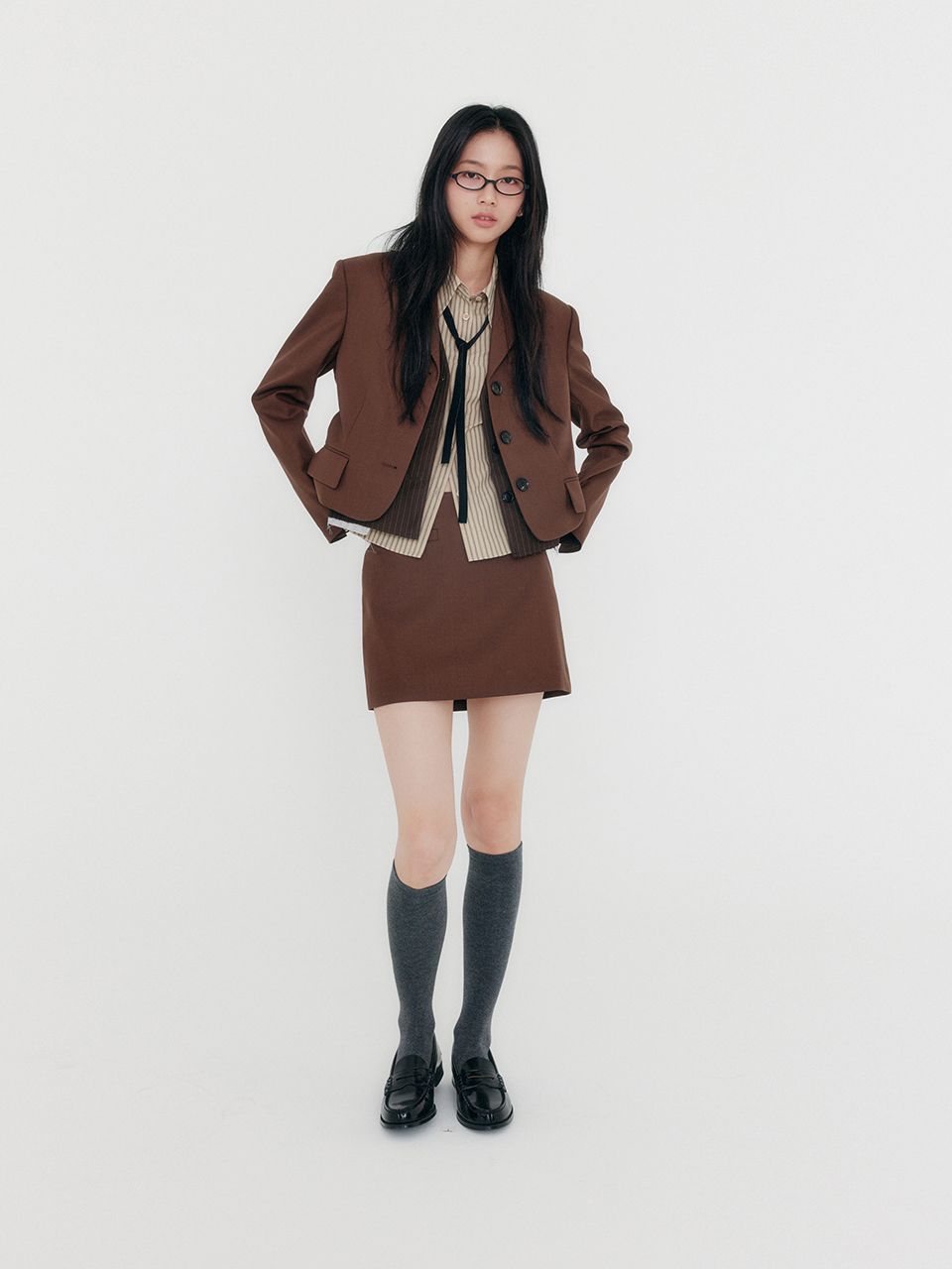 MUSINSA公式 | ZEEZEEZEE Classic Mini Skirt (Chestnut Brown)