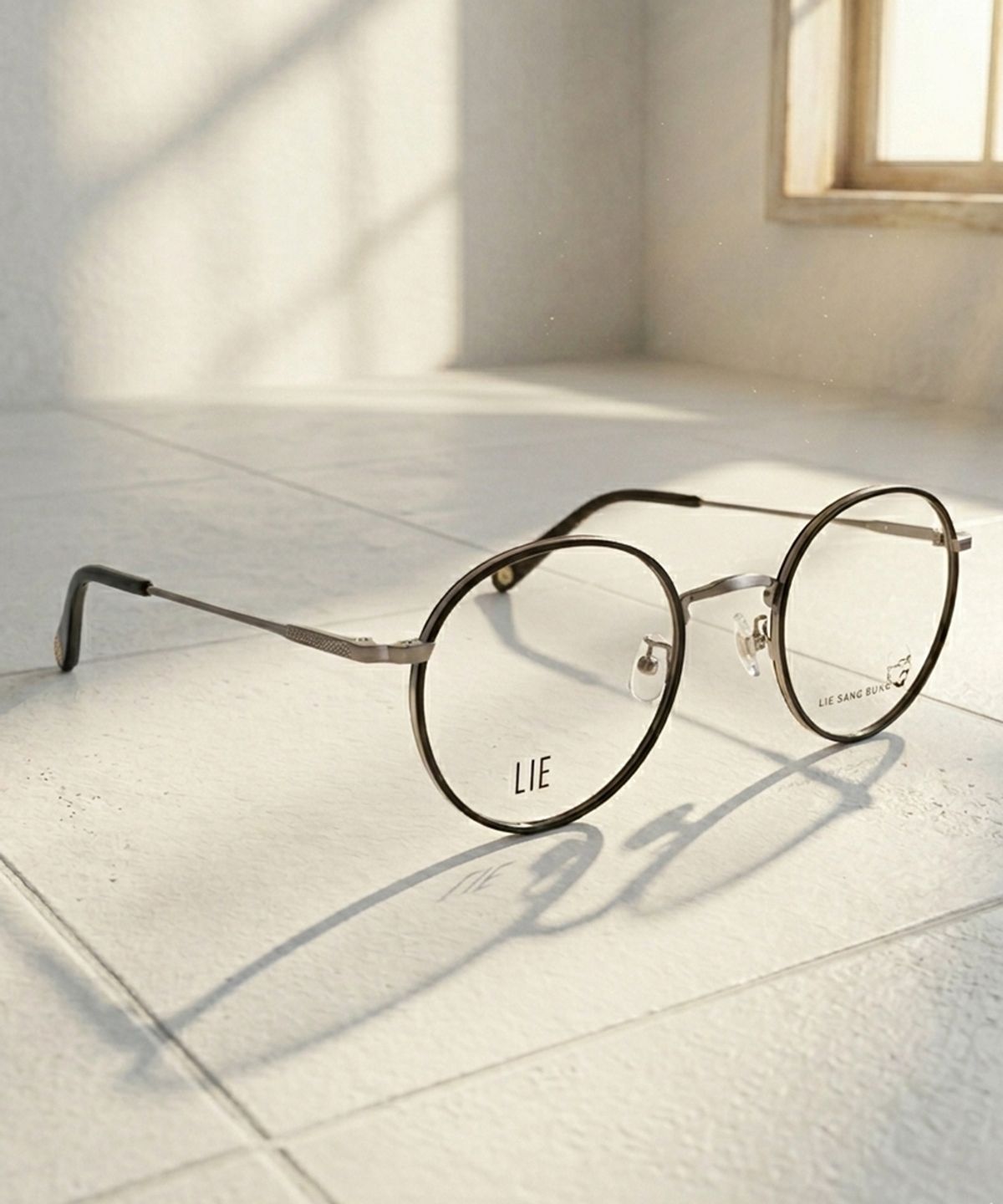 라이아이웨어(LIEEYEWEAR) LEO101-002