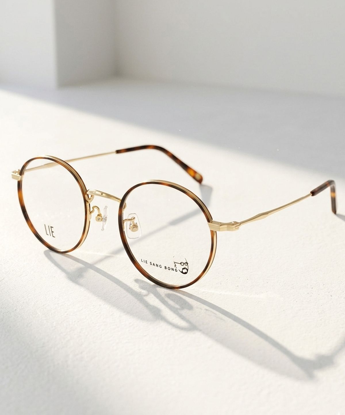 라이아이웨어(LIEEYEWEAR) LEO101-003