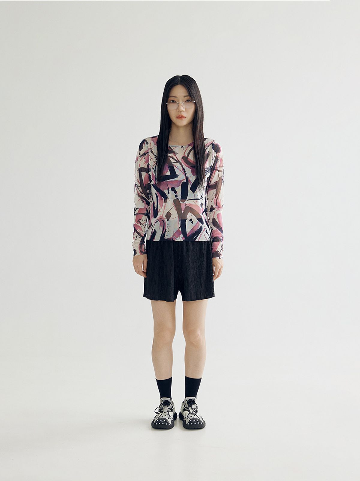봄날 부티크(BOMNAL BOUTIQUE) 브러시 패턴 티셔츠 _ 시스루 핑크
