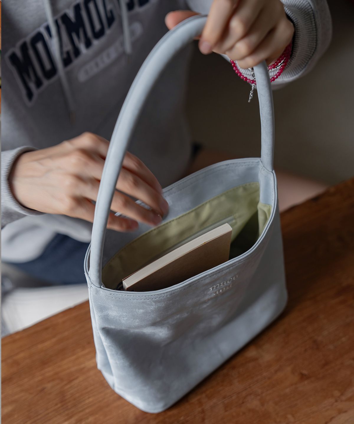 무쿠앤에보니(MUCU AND EBONY) Nearbreeze Bag _ Soda
