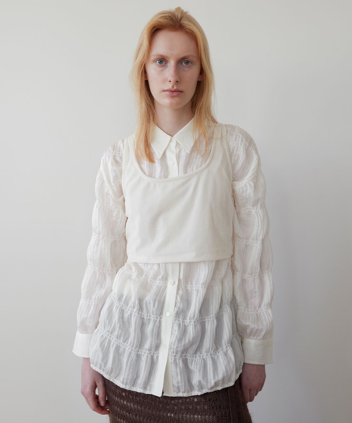 르바(LEVAR) Brush Velvet Layered Bustier - Cream