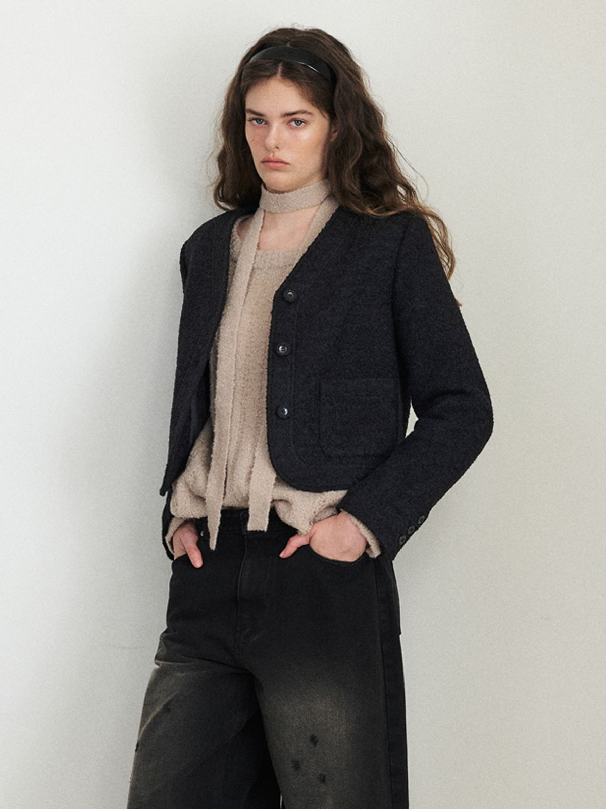 에트몽(ETMON) Curved Boucle Tweed Jacket, Black