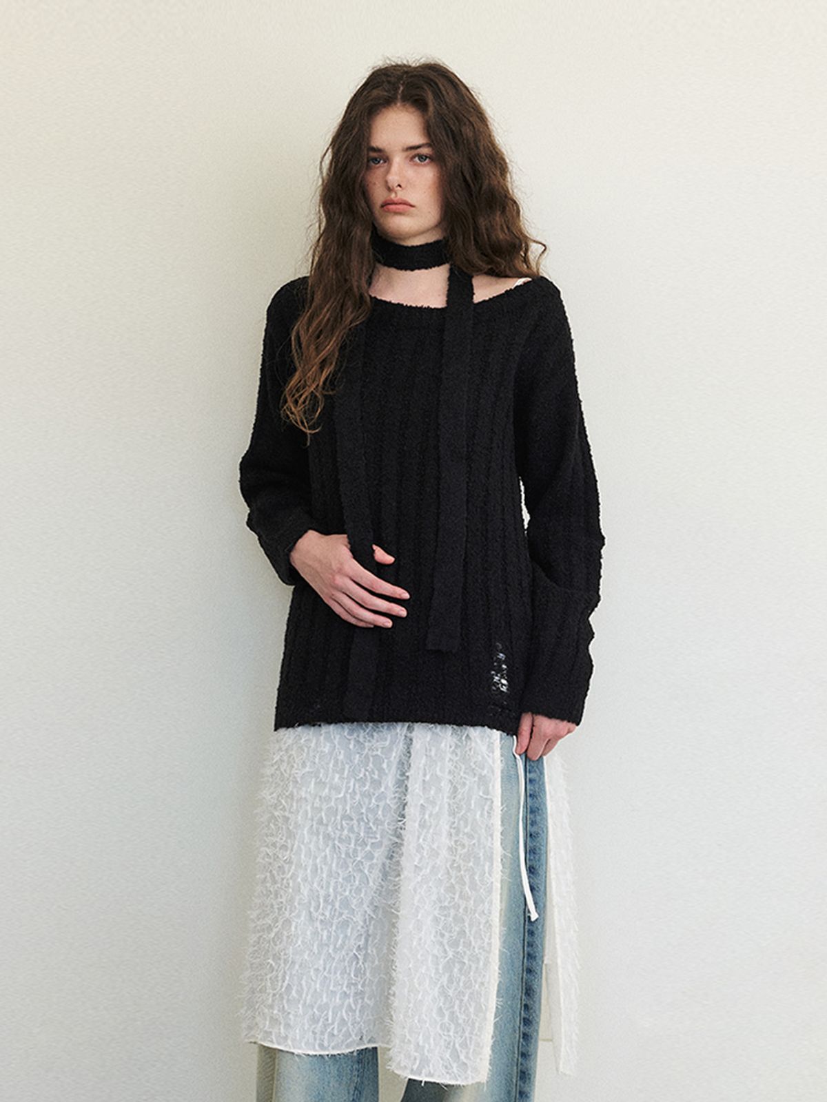 에트몽(ETMON) Damaged Boucle Scarf Knit, Black