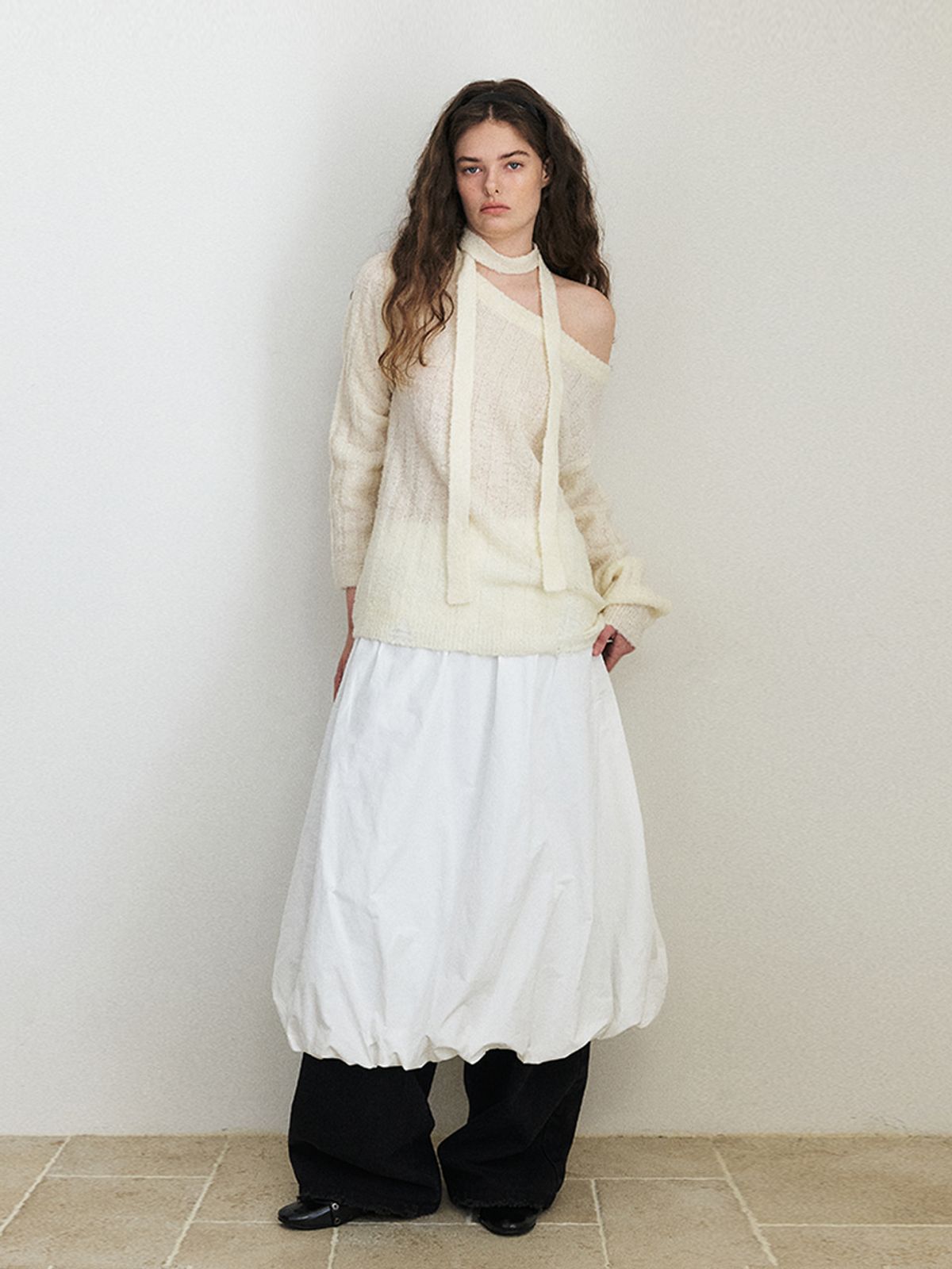 에트몽(ETMON) Damaged Boucle Scarf Knit, Cream