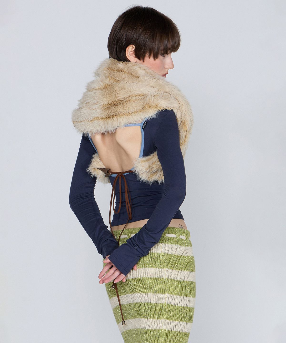 스컬프터(SCULPTOR) Faux Fur Shawl Butter