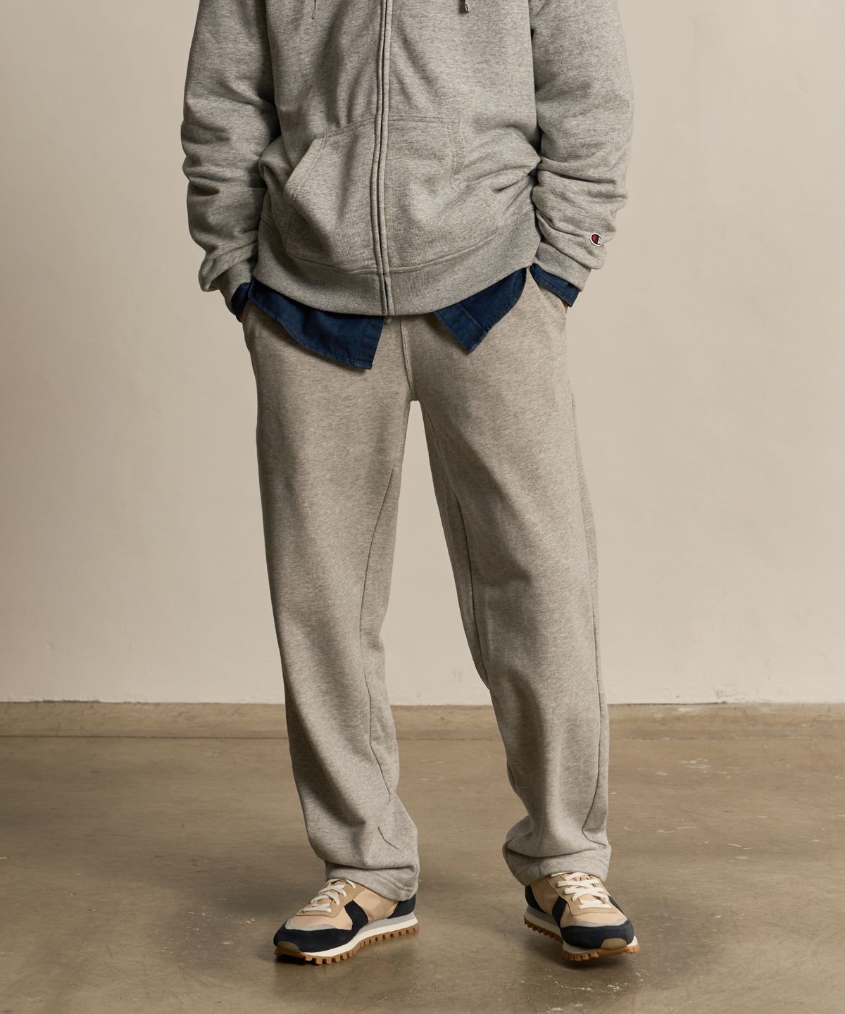 챔피온(CHAMPION) C로고 스트레이트 스웨트 팬츠 Normal Grey