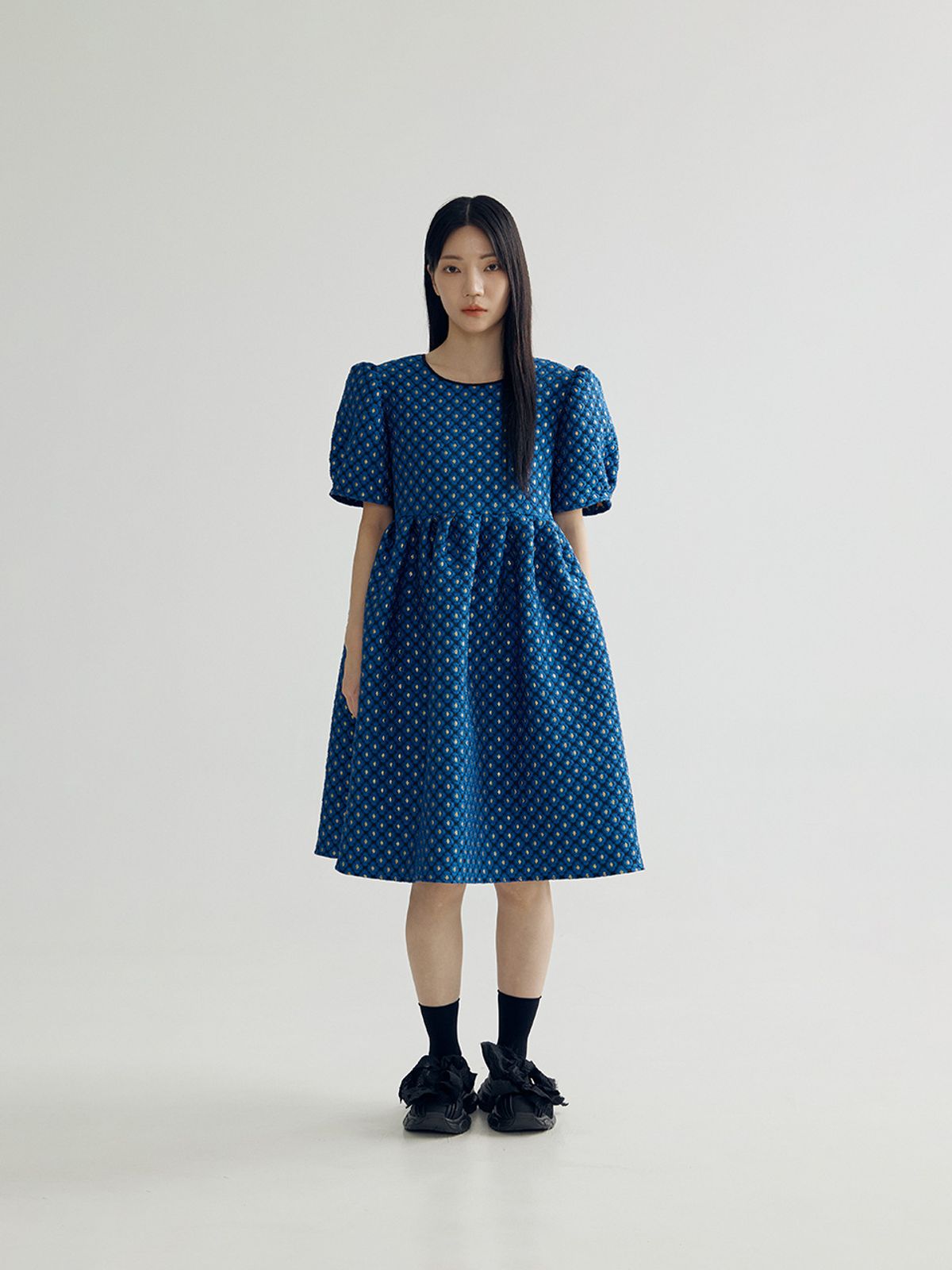 봄날 부티크(BOMNAL BOUTIQUE) 트윙클 미디 드레스 _ 네이비