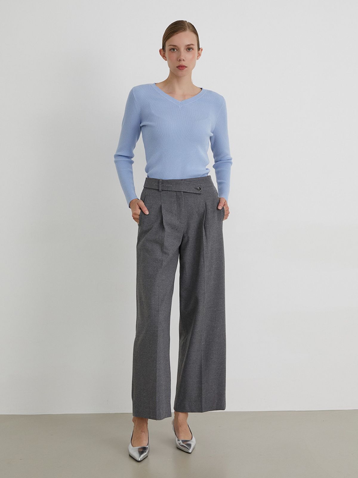 브이엔와이스튜디오(VNYSTUDIO) Pleated Wide Trousers_YZBLPN5