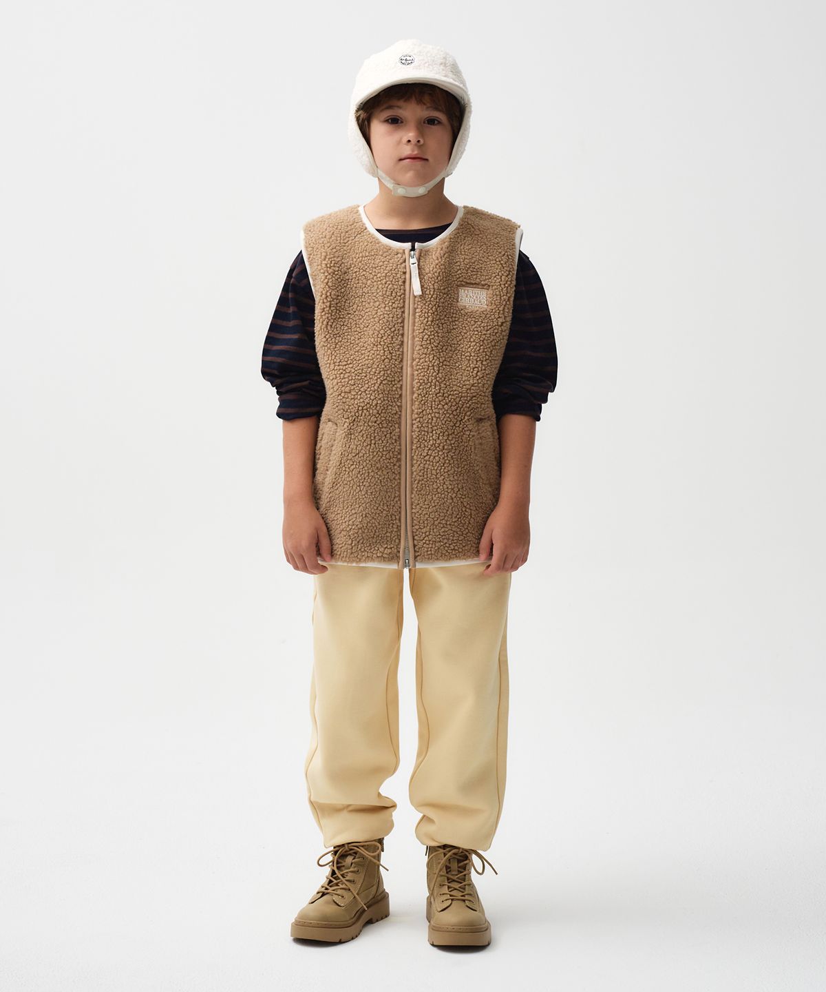 마리떼 키즈(MARITHÉ KIDS) ENFANT CLASSIC LOGO SWEAT PANTS (BRUSHED) butter
