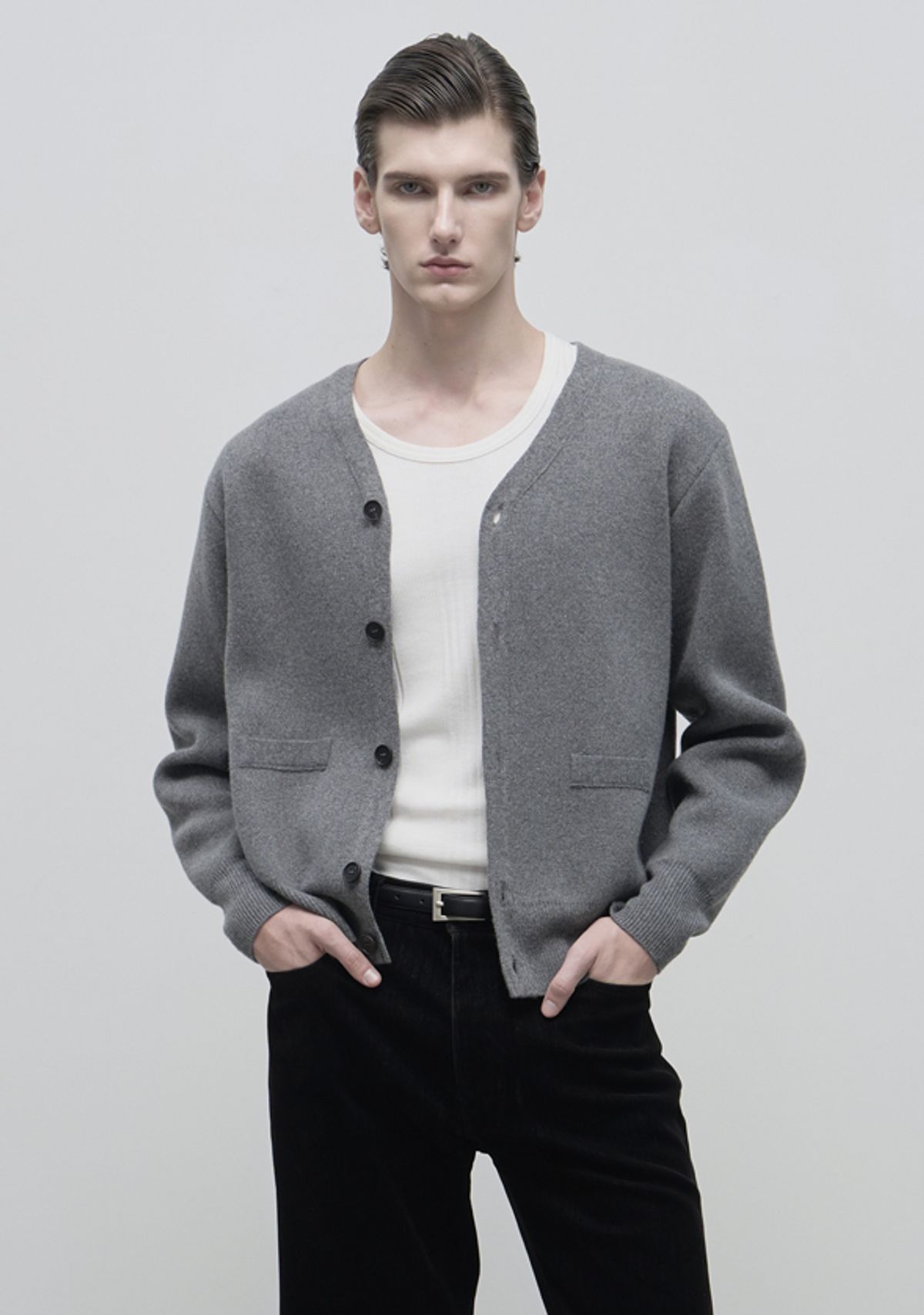 세비지(SAVAGE) V Neck Cardigan - Grey