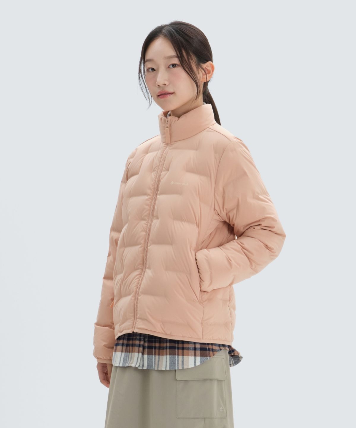 스노우피크 어패럴(SNOWPEAK APPAREL) 웰딩 여성 스탠드넥 다운 자켓 (S24WWTDJ59) Peach